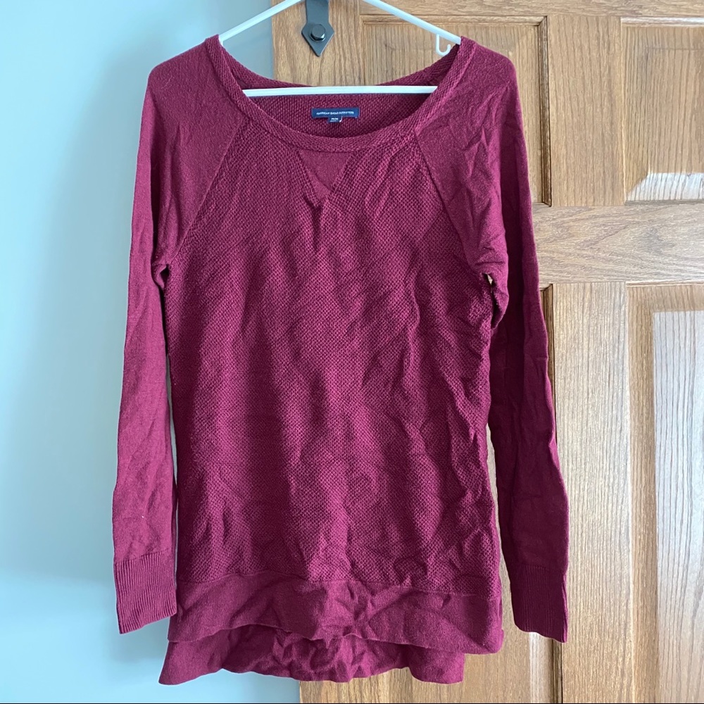 American eagle burgundy sweater